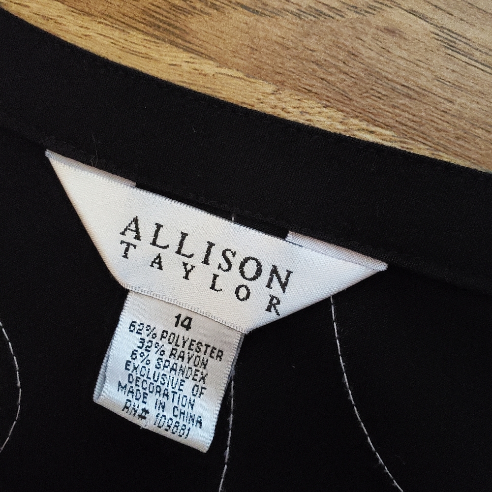Allison Taylor Size 14 Black Skirt with White Accents - Picture 3 of 5